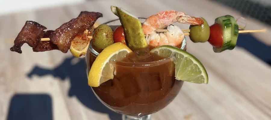 Snug Harbor Waterfront Restaurant (Ft Myers Beach) | Fort Myers, FL ...